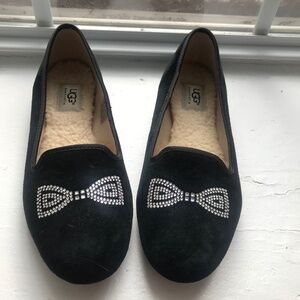 UGG Alloway Shearling Lined Suede Flats-9 Black